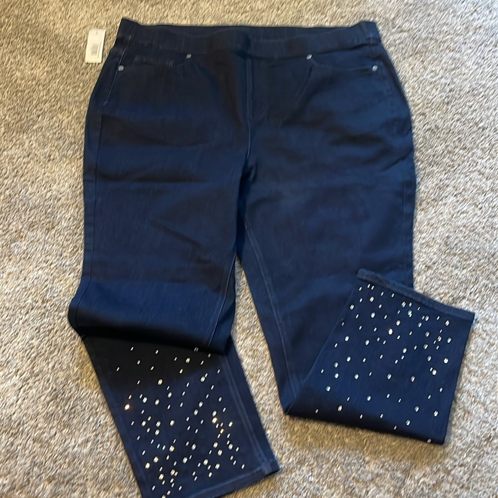 NWT Isaac Mizrahi Pull on style Jeans - Picture 4 of 6